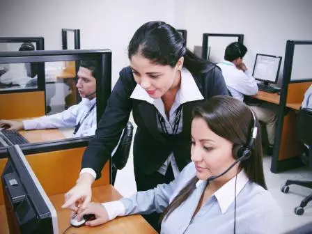 Consumer relations: staff answering calls from Veolia customers